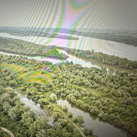 Danube Oasis Stevantown 3 * Stari Banovci